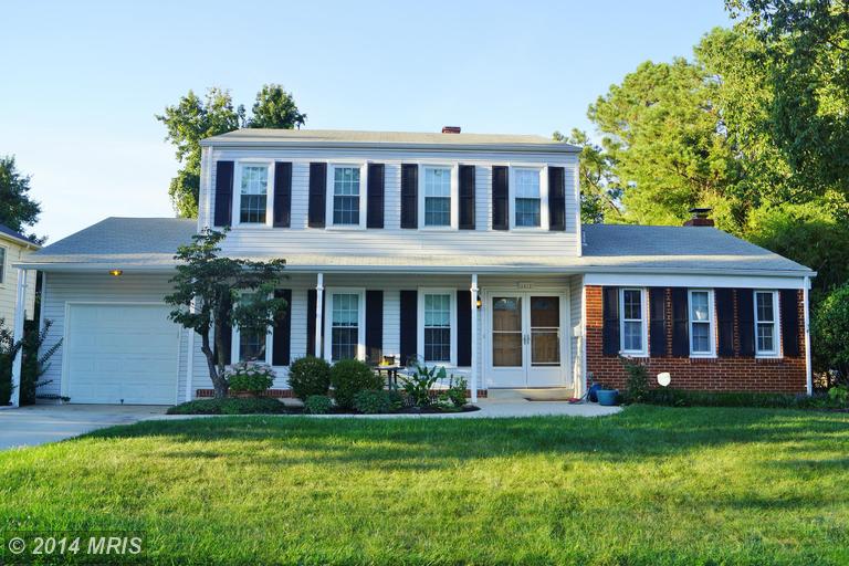 8512 Nightingale Dr, Lanham, MD 20706 photo 1