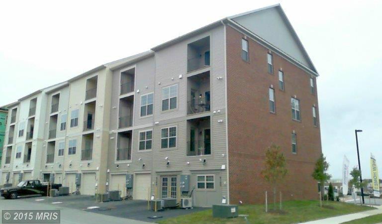 9128 Ruby Lockhart Blvd, Lanham, MD 20706 photo 1