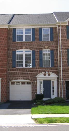 6604 Parville Loop, Gainesville, VA 20155 photo 1