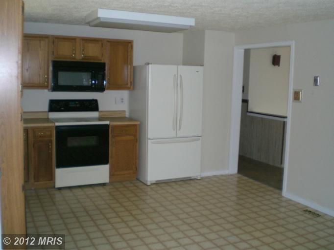 18903 Fuller Heights Rd, Triangle, VA 22172 photo 1