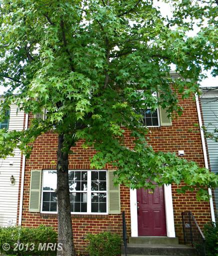 3611 Brockenbrough Dr, Dumfries, VA 22026 photo 1