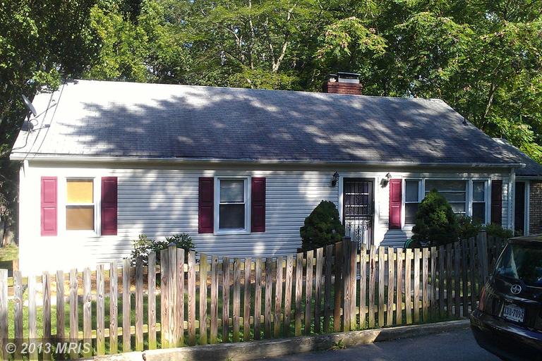 18313 Sharon Rd, Triangle, VA 22172 photo 1