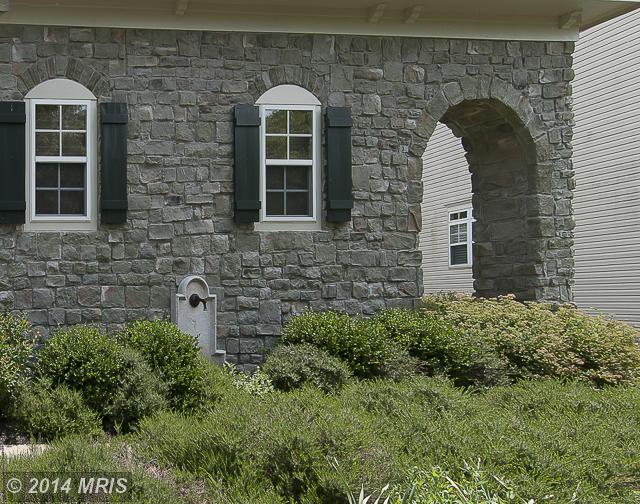 9081 Roaring Spring Loop, Bristow, VA 20136 photo 1