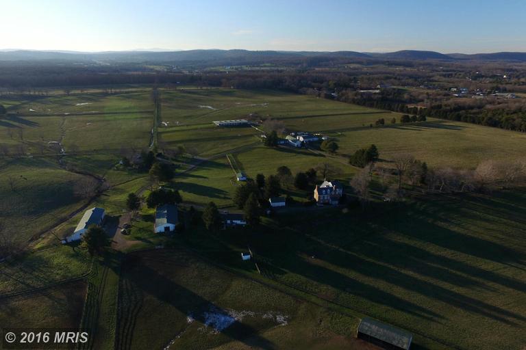 8230 Buckland Mill Rd, Gainesville, VA 20155 photo 1