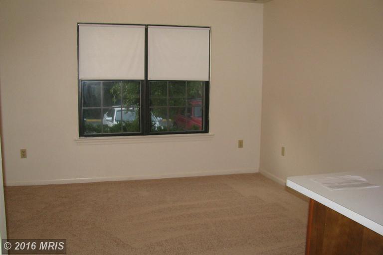 3709 Mainsail Cv, Triangle, VA 22172 photo 1