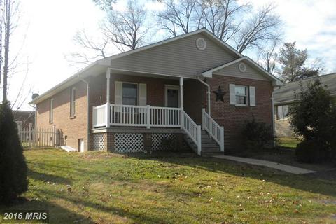 153 Shenandoah St, Mount Jackson, VA 22842 photo 1