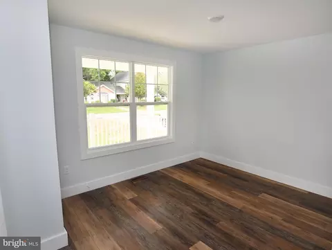 16 Johnson St, Onancock, VA 23417 photo 6