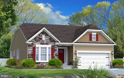 37752 Broadside Dr, Greenbackville, VA 23356
