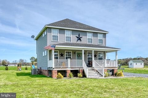 32085 Greta Rd, Atlantic, VA 23303