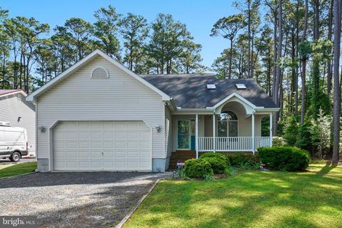 3011 Captains Corridor, Greenbackville, VA 23356