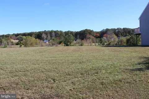 255 Navigator Dr, Greenbackville, VA 23356