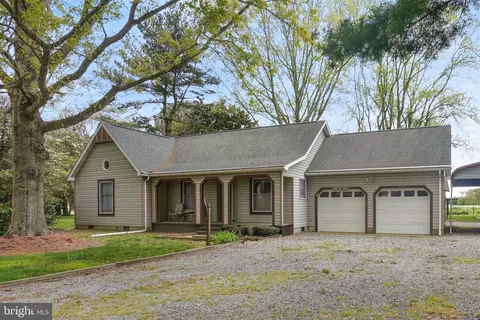 Exterior - 9379 Southwind Rd, Atlantic, VA 23303 photo 3 of 17