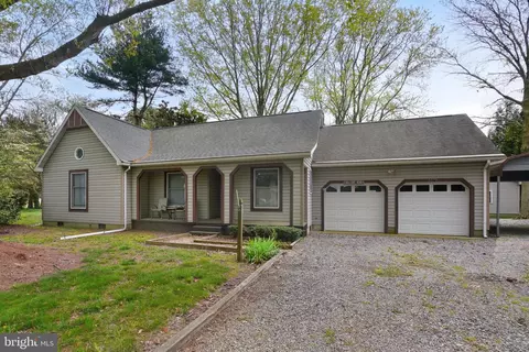 9379 Southwind Rd, Atlantic, VA 23303