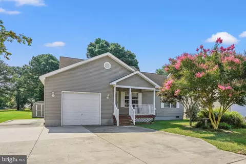 2247 Pike Dr, Greenbackville, VA 23356