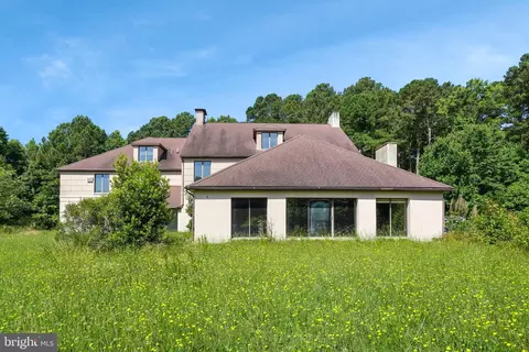 Exterior - 34166 Bradfords Neck Rd, Quinby, VA 23423 photo 2 of 10