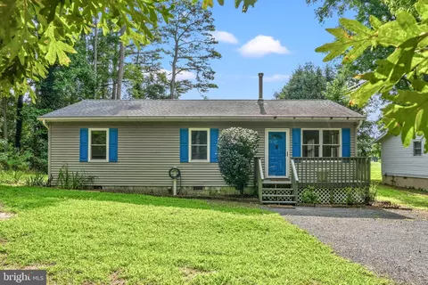 3590 Captains Corridor, Greenbackville, VA 23356