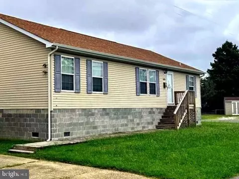 4333 Anderton Ave, Chincoteague, VA 23336