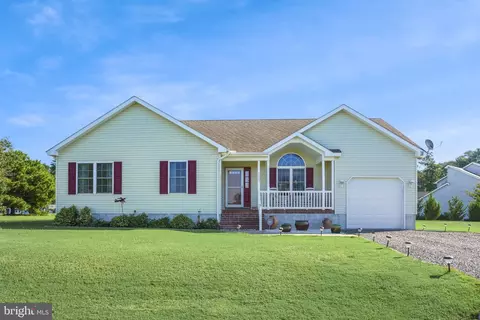 3047 Meridian Dr, Greenbackville, VA 23356