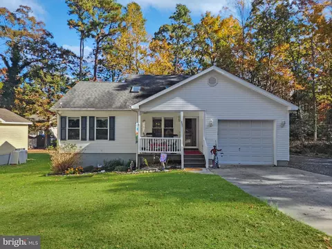 2331 Mermaid Ct, Greenbackville, VA 23356