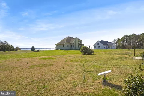 Exterior - 10436 Eaglet Ln, Atlantic, VA 23303 photo 5 of 9