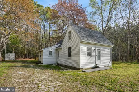 14445 Tarkill Rd, Onancock, VA 23417