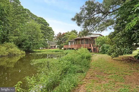 3175 Port Ct, Greenbackville, VA 23356