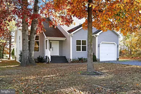 2252 Jolly Rodger Dr, Greenbackville, VA 23356