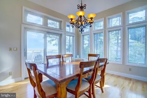 Dining - 25323 Oceanview Ct, Accomac, VA 23301 photo 1 of 3