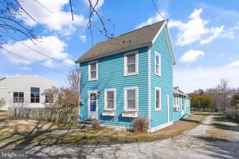 4145 Hur Ln, Chincoteague Island, VA 23336
