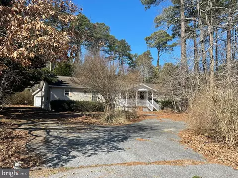 37335 Sea Winds Ct, Greenbackville, VA 23356