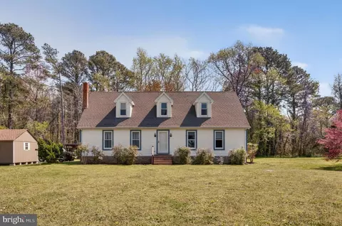 14123 Winterville Rd, Bloxom, VA 23308