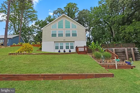 6279 Wallops Mill Dr, Horntown, VA 23395