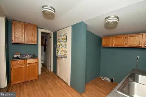 Entry Way - 15271 Waterfield St, Painter, VA 23420 photo 1 of 3