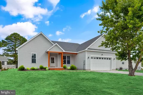 3077 Navigator Dr, Greenbackville, VA 23356