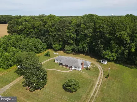 2141 Fleming Rd, Greenbackville, VA 23356