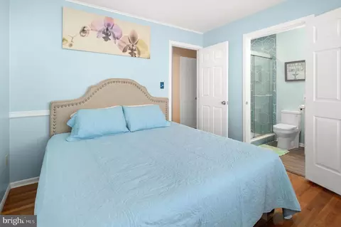 Bedroom - 8140 Wayne Dr S, Saxis, VA 23427 photo 7 of 9