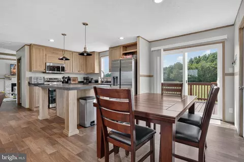 33030 Garrison Ln, Painter, VA 23420 photo 12