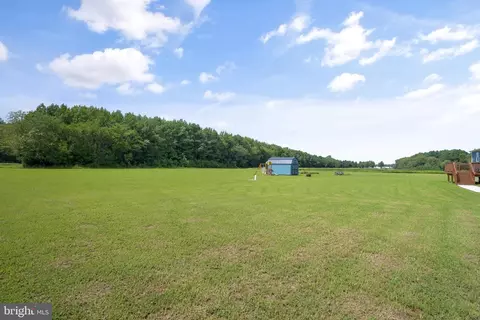 33030 Garrison Ln, Painter, VA 23420 photo 38