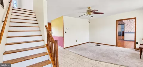 Entry Way - 35257 Cats Point Ln, Quinby, VA 23423 photo 1 of 5