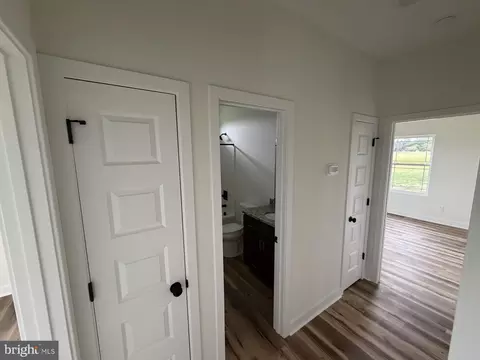 Entry Way - 37672 Blue Crab Cir, Painter, VA 23420 photo 2 of 3