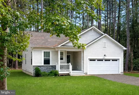 3005 Sloop Ct, Greenbackville, VA 23356