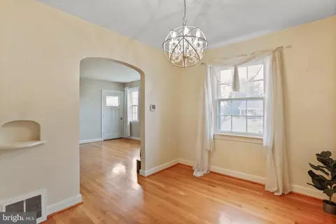 10 Robin Ln, Mount Sidney, VA 24467 photo 5