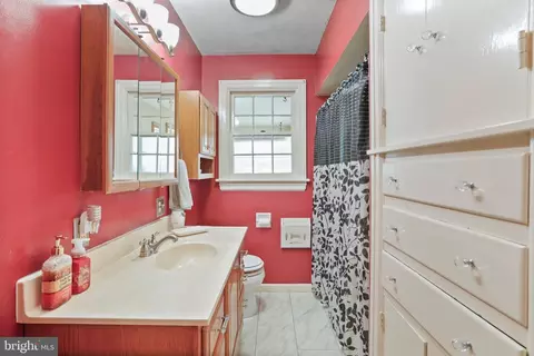 10 Robin Ln, Mount Sidney, VA 24467 photo 9