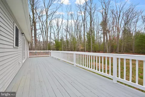 Exterior - 660 Lofton Rd, Raphine, VA 24472 photo 6 of 9