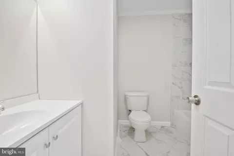 Bath - 660 Lofton Rd, Raphine, VA 24472 photo 3 of 4