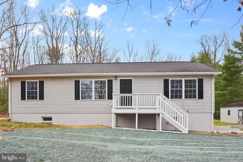 Exterior - 660 Lofton Rd, Raphine, VA 24472 photo 3 of 9