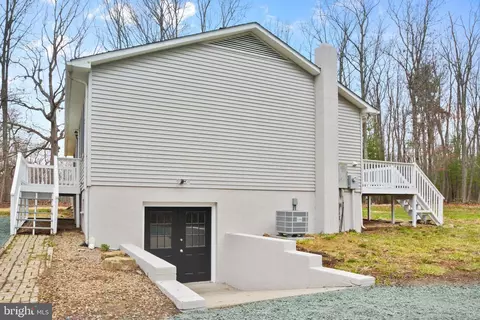 Exterior - 660 Lofton Rd, Raphine, VA 24472 photo 7 of 9
