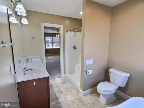 46 Wayne Ave, Stuarts Draft, VA 24477 photo 16