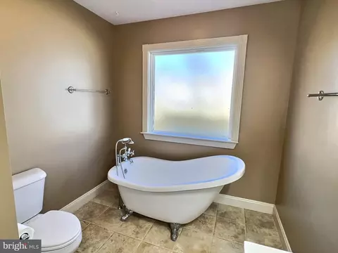 46 Wayne Ave, Stuarts Draft, VA 24477 photo 15