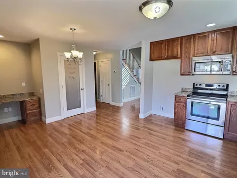 46 Wayne Ave, Stuarts Draft, VA 24477 photo 10